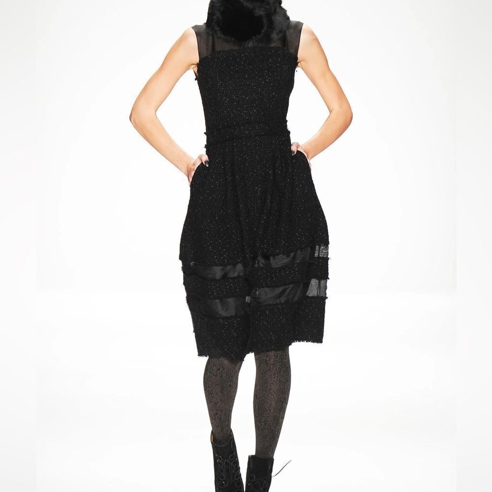 Badgley Mischka black tweed sleeveless dress
